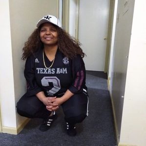 Meet your Posher, Annie